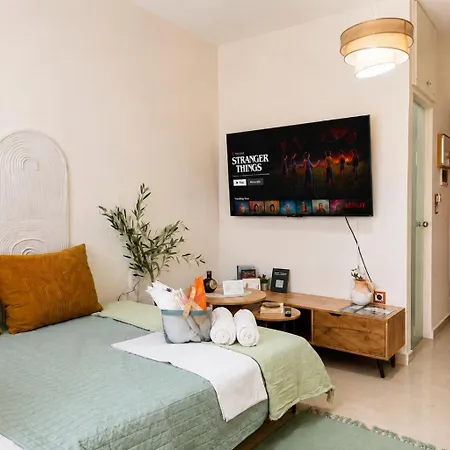 Nestra Olive With Veranda, Near Metro & Free Parking Apartament Saloniki
